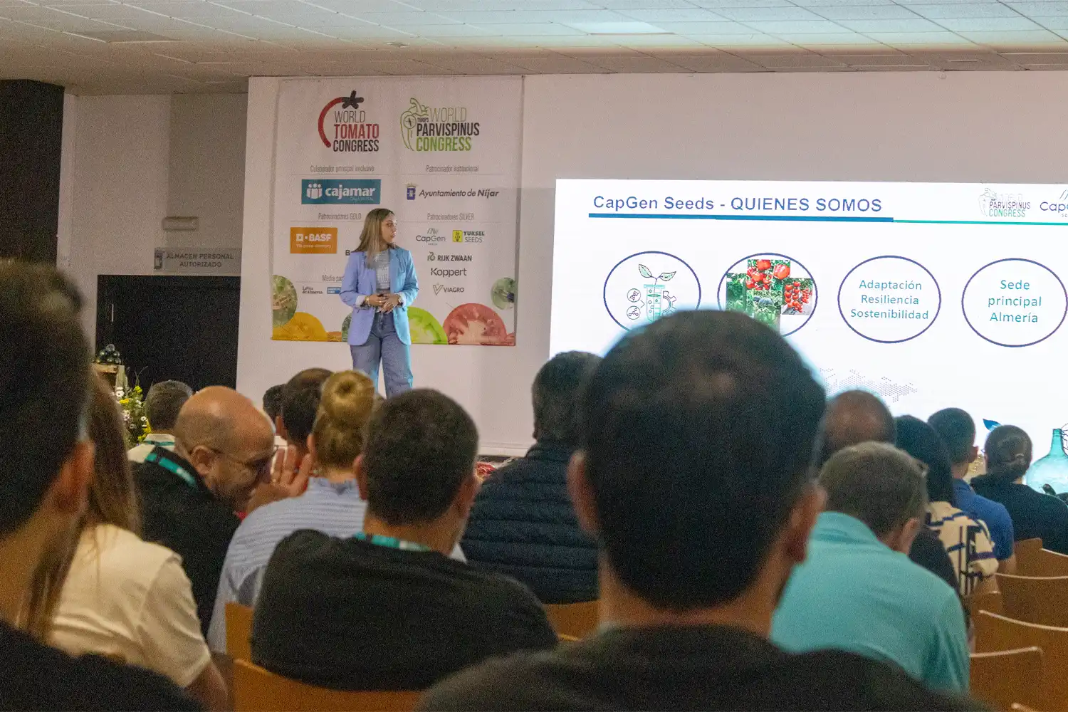 Ponencia técnica de CapGen Seeds sobre genética vegetal y manejo integrado frente a Thrips parvispinus en cultivo de pimiento